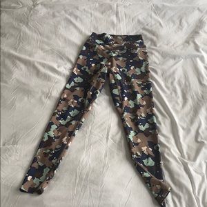 New Balance Outlander leggings Size Small